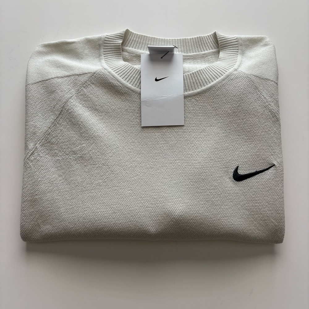 Men’s Nike Golf Tour Crewneck Sweater Large New With Tags MSRP $130 - Picture 3 of 8